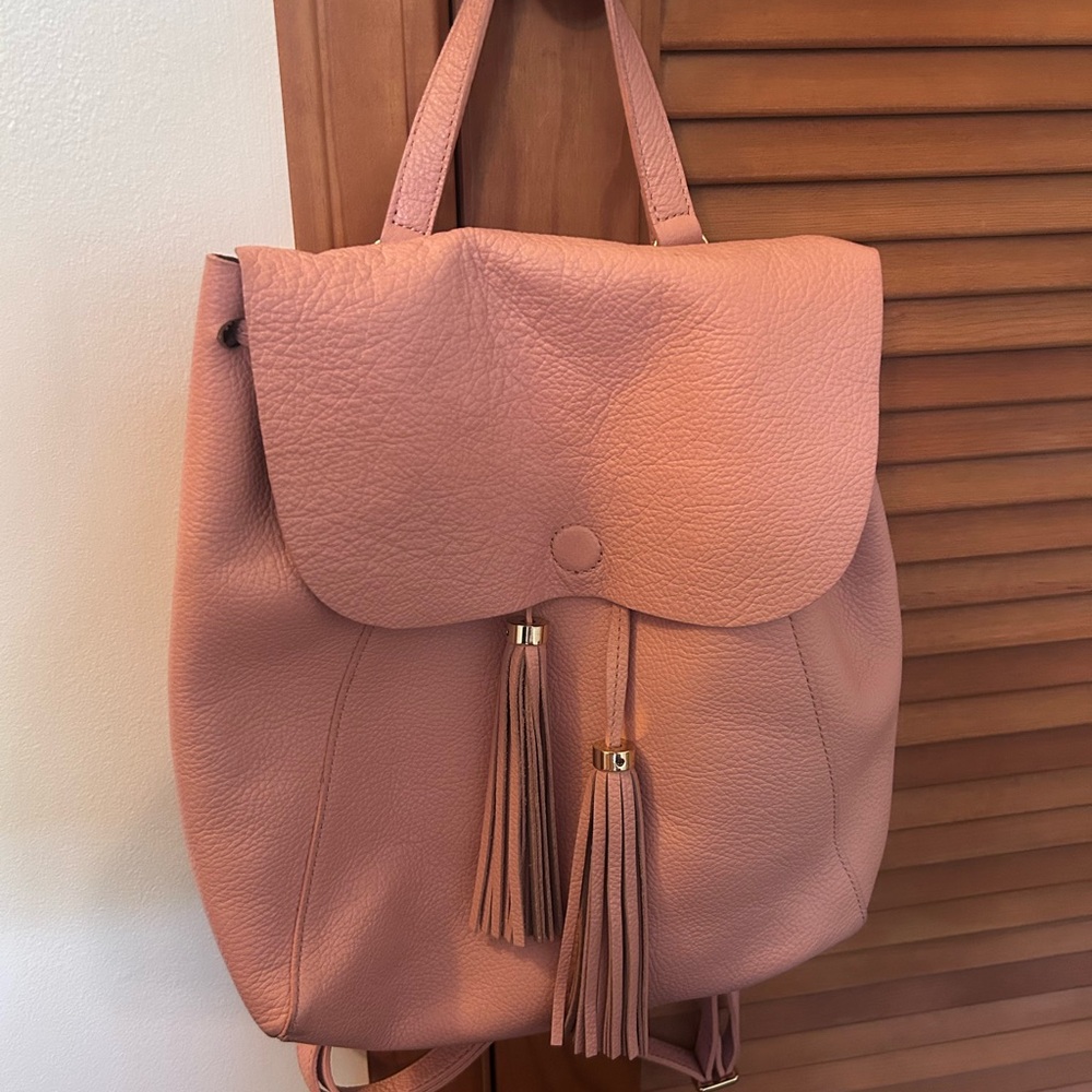 Isaac Mizrahi Elegant Pink Leather Backpack